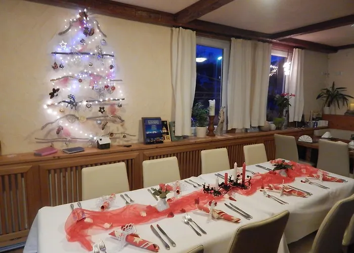 호텔 Alb Schalksburg