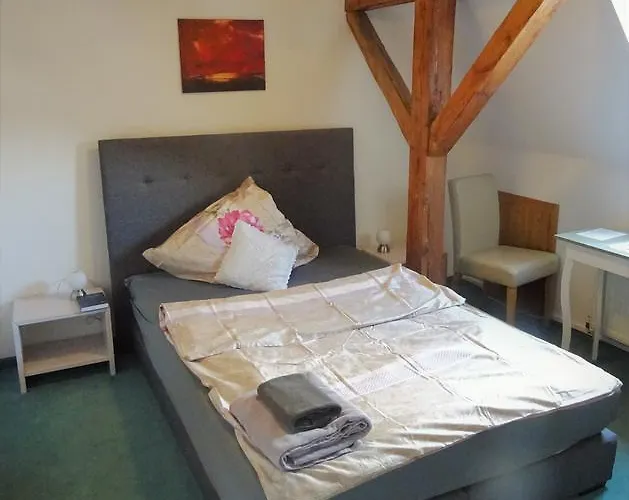 Alb Schalksburg 2* 알브쉬타트