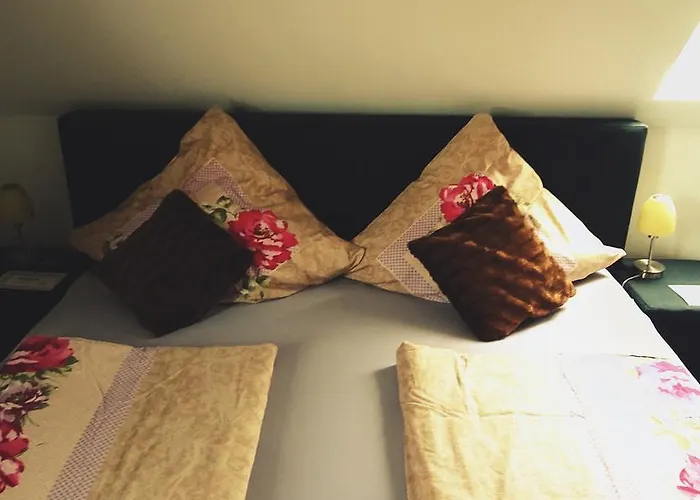 호텔 Alb Schalksburg